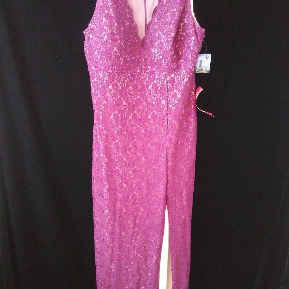 Dress - Picture 3 of 4